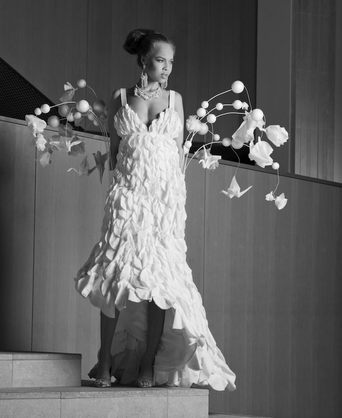 fashion-2013-09-toilet-paper-flapper-dress-main